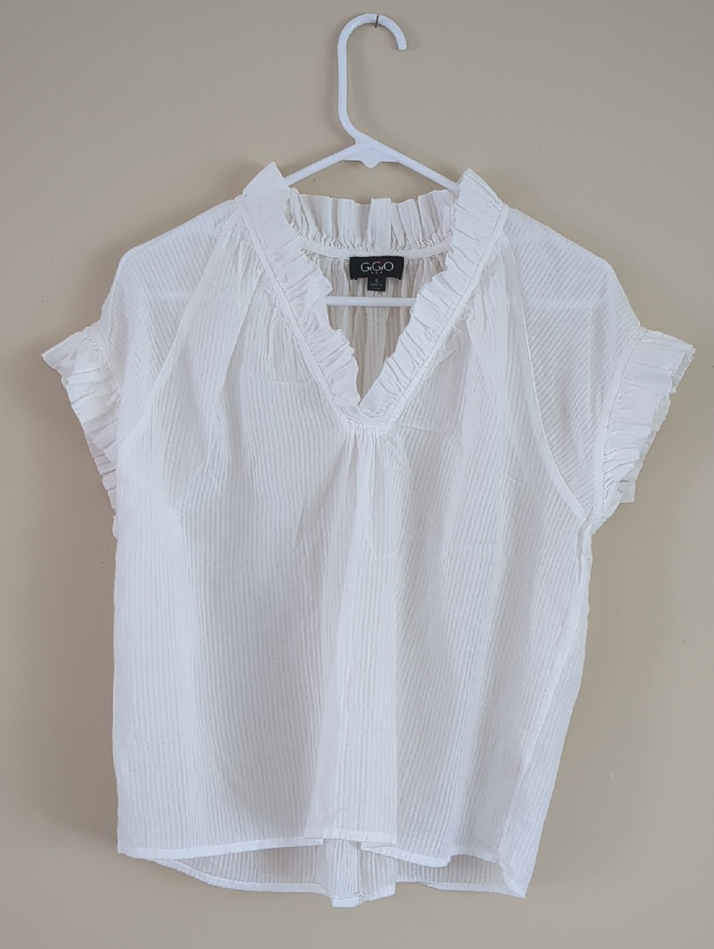 Small GiGio USA White Semisheer Lightweight Cotton Ruffle Shirt Top